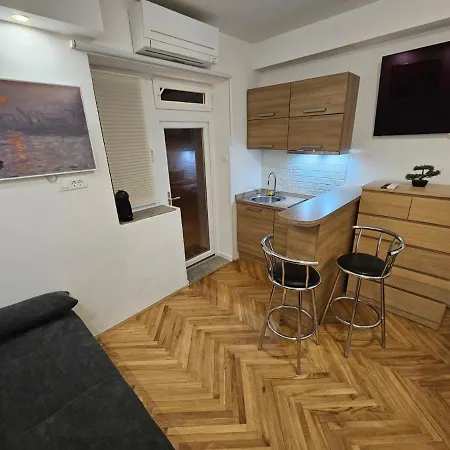 D&d 2 Apartment