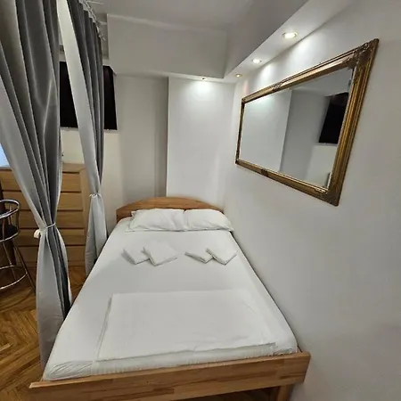 D&d 2 Apartment Izola