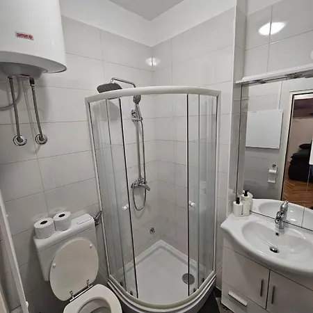 D&d 2 Apartment Izola